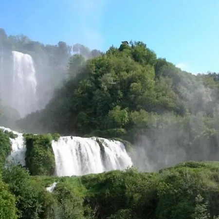 Oasi La Cascata 3*